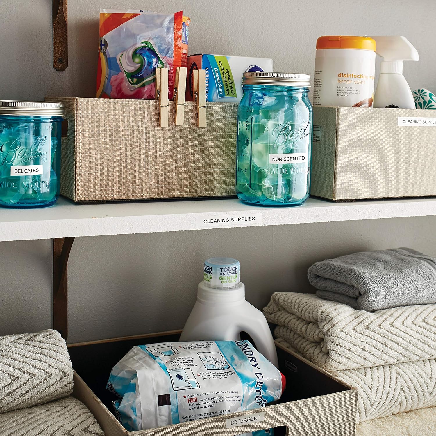 New Title: DYMO LetraTag Bundle 100T printer, with 13 ft black on white labels and 13 ft black on clear labels - Image 3